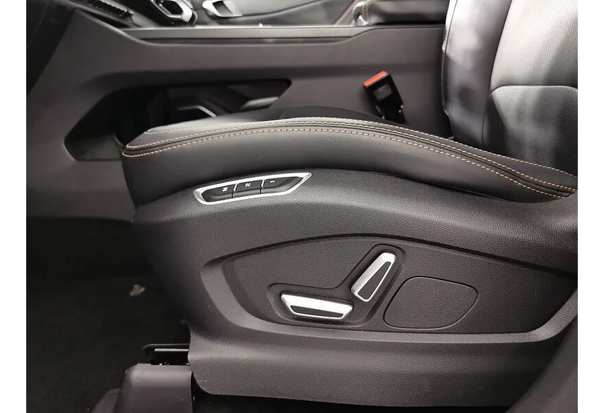 Geely Okavango 2.0T 7DCT 2WD (200 л.с.) Flagship Черный в АВИЛОН. Слайд №20