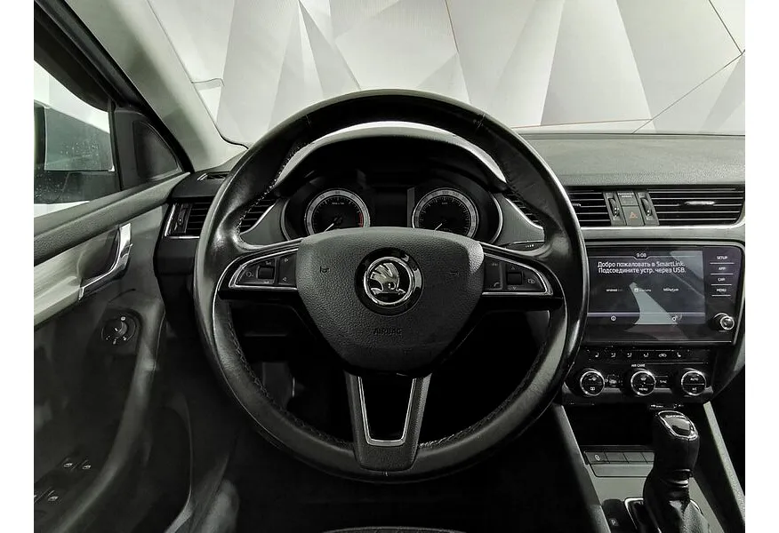 Skoda Octavia 1.6 AT (110 л.с.) Серебристый в АВИЛОН. Слайд №12