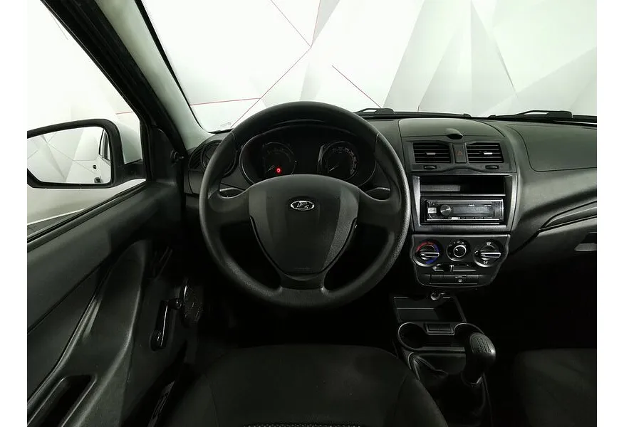 ВАЗ (Lada) Granta 1.6 MT 16кл (106 л.с.) Белый в АВИЛОН. Слайд №19