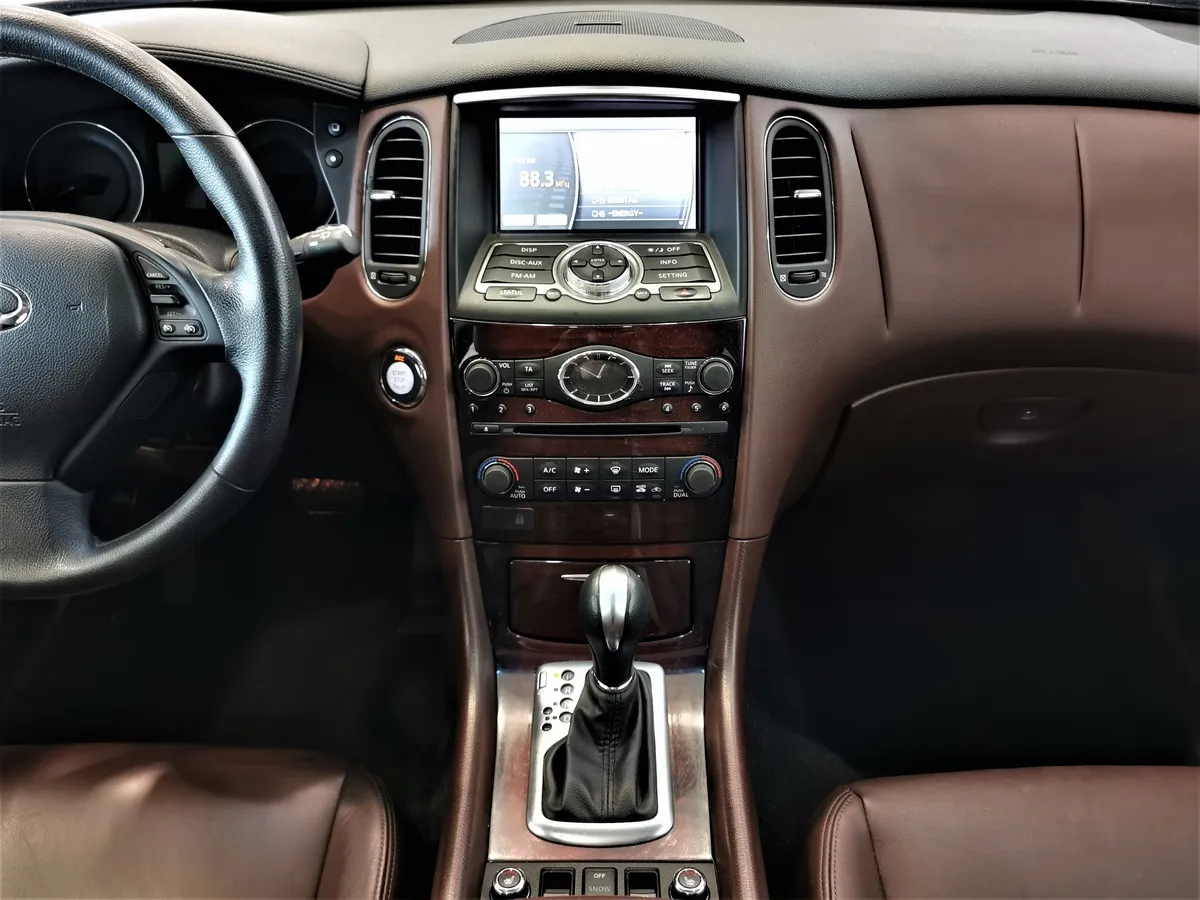 Infiniti QX50 2.5 AT AWD (222 л.с.) Красный в АВИЛОН. Слайд №14