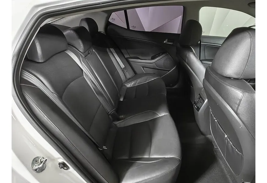 Kia Optima 2.0 MPI MT (150 л.с.) Comfort Белый в АВИЛОН. Слайд №15