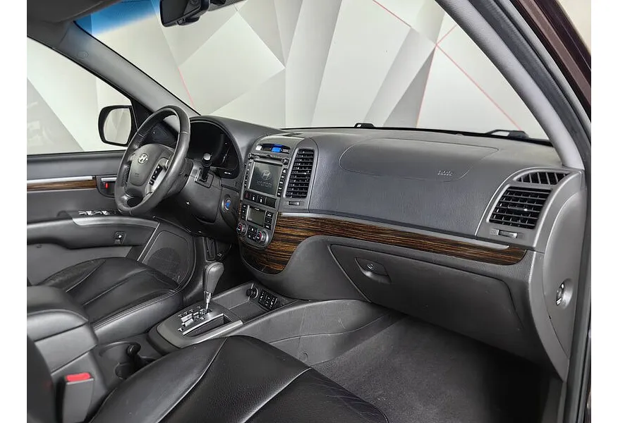 Hyundai Santa Fe 2.4 AT 4WD (174 л.с.) Красный в АВИЛОН. Слайд №13