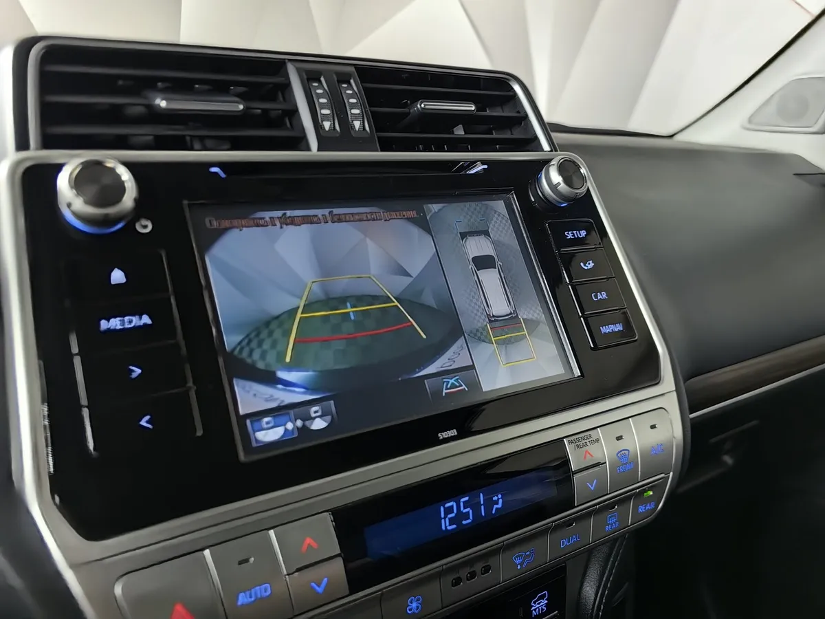 Toyota Land Cruiser Prado 4.0 AT AWD (249 л.с.) Черный в АВИЛОН. Слайд №21