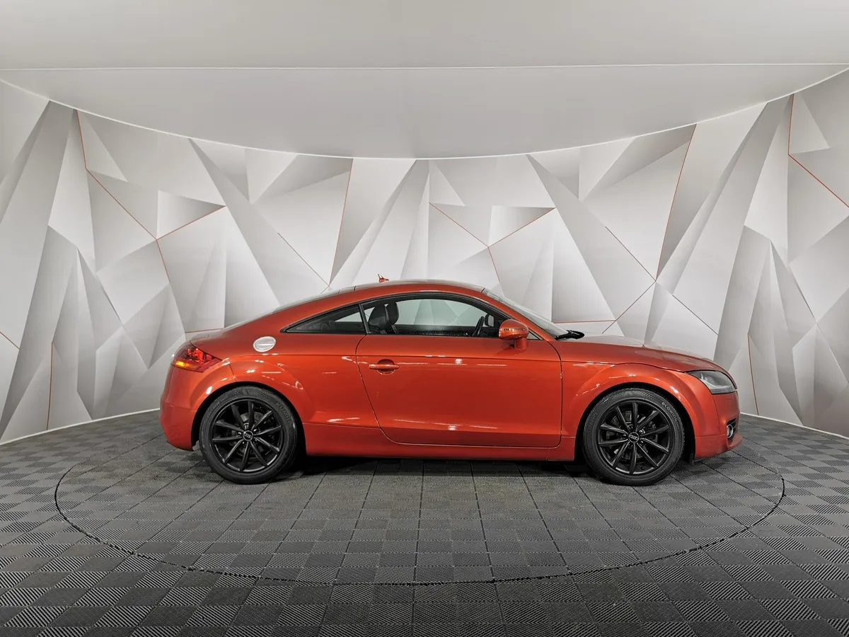 Audi TT 2.0 TFSI quattro S tronic (211 л.с.) Красный в АВИЛОН. Слайд №5