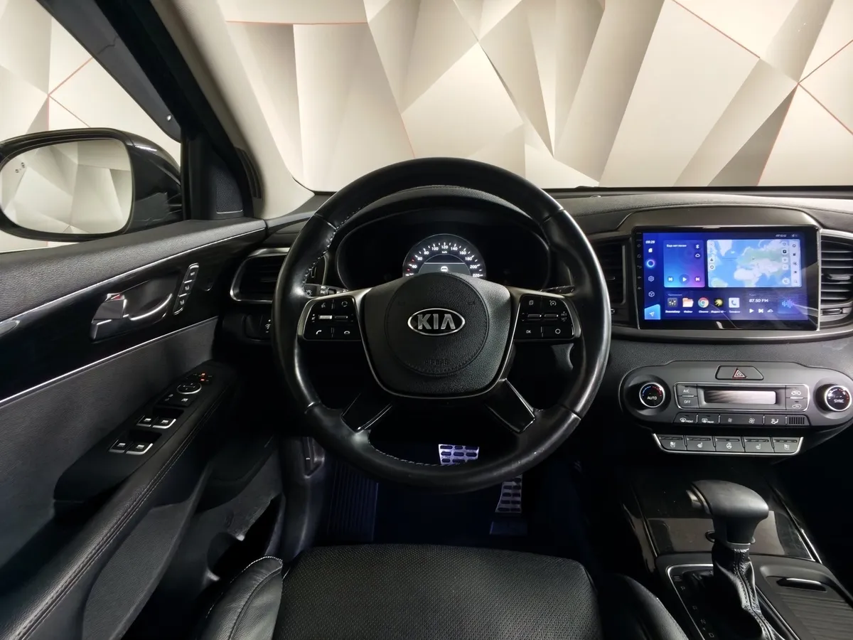 Kia Sorento 2.2 D AT AWD (5 мест) (200 л.с.) Comfort Черный в АВИЛОН. Слайд №20