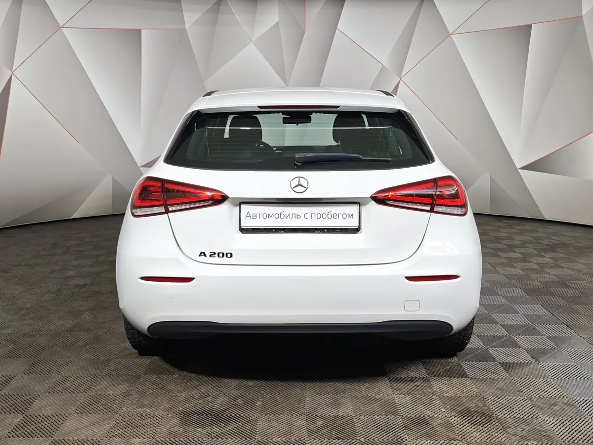 Mercedes-Benz A-Класс A 200 7G-DCT (150 л.с.) Comfort Белый в АВИЛОН. Слайд №8