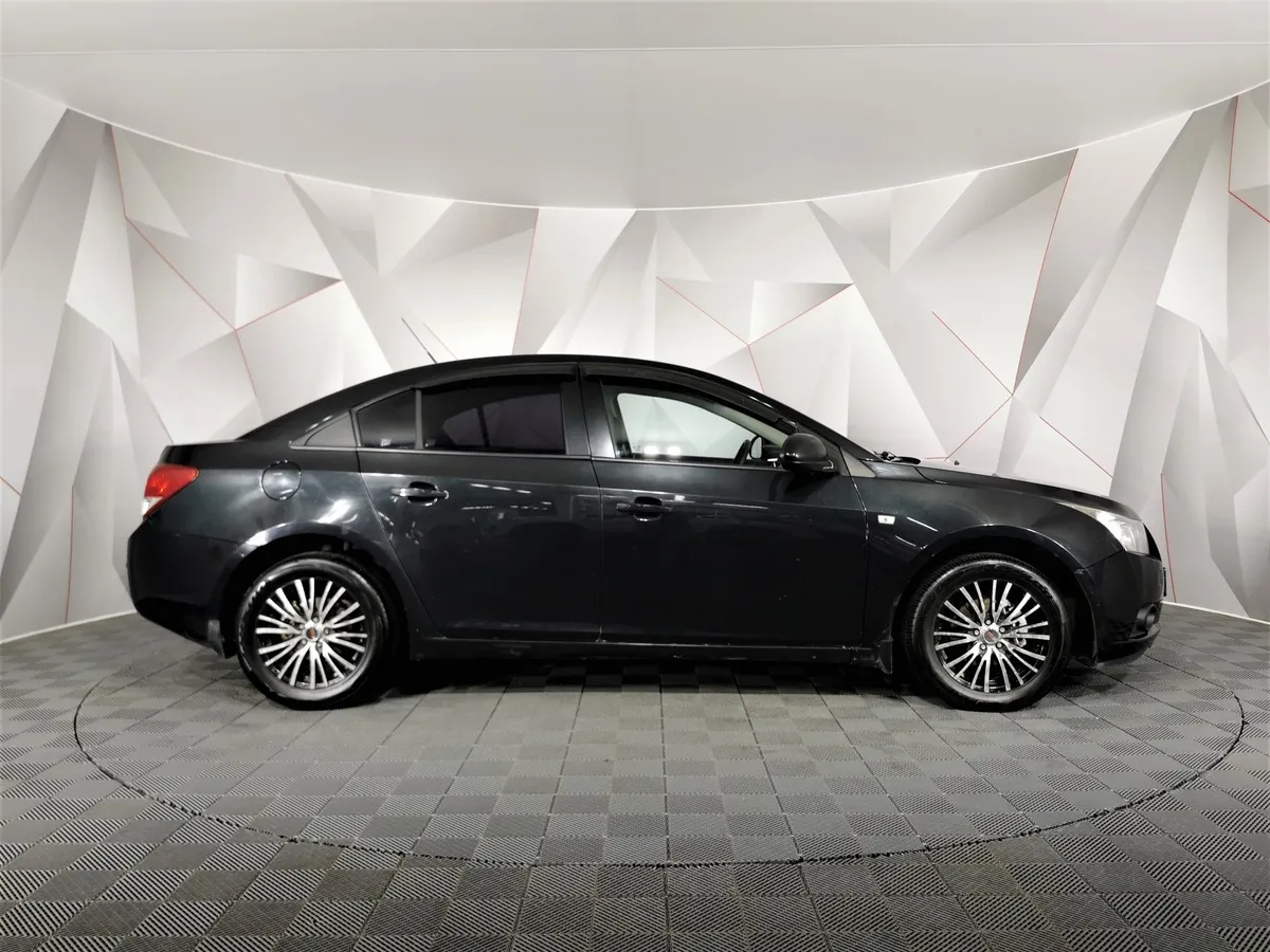 Chevrolet Cruze 1.8 AT (141 л.с.) в АВИЛОН. Слайд №6