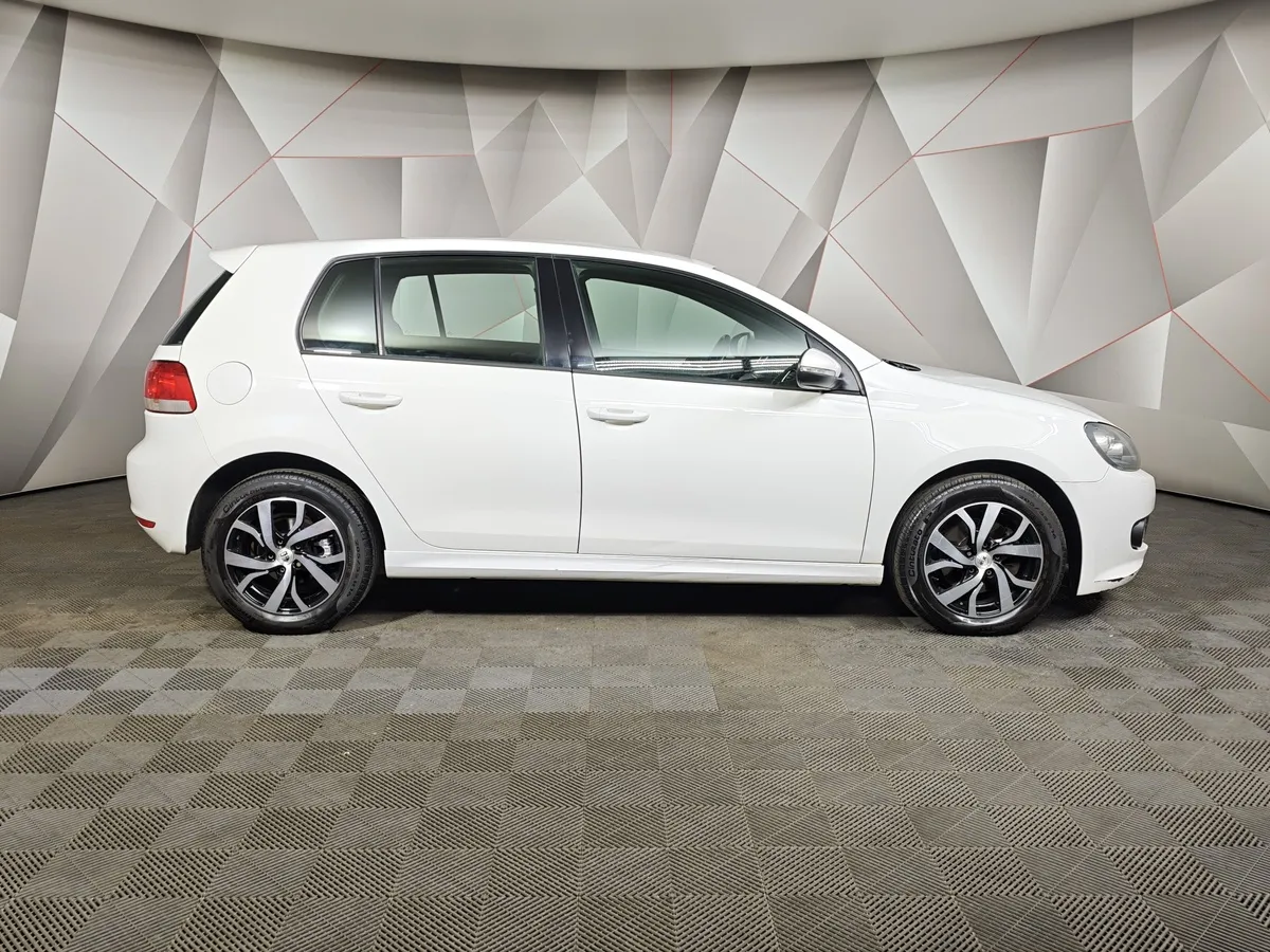Volkswagen Golf 1.4 TSI MT (122 л.с.) Highline Белый в АВИЛОН. Слайд №6