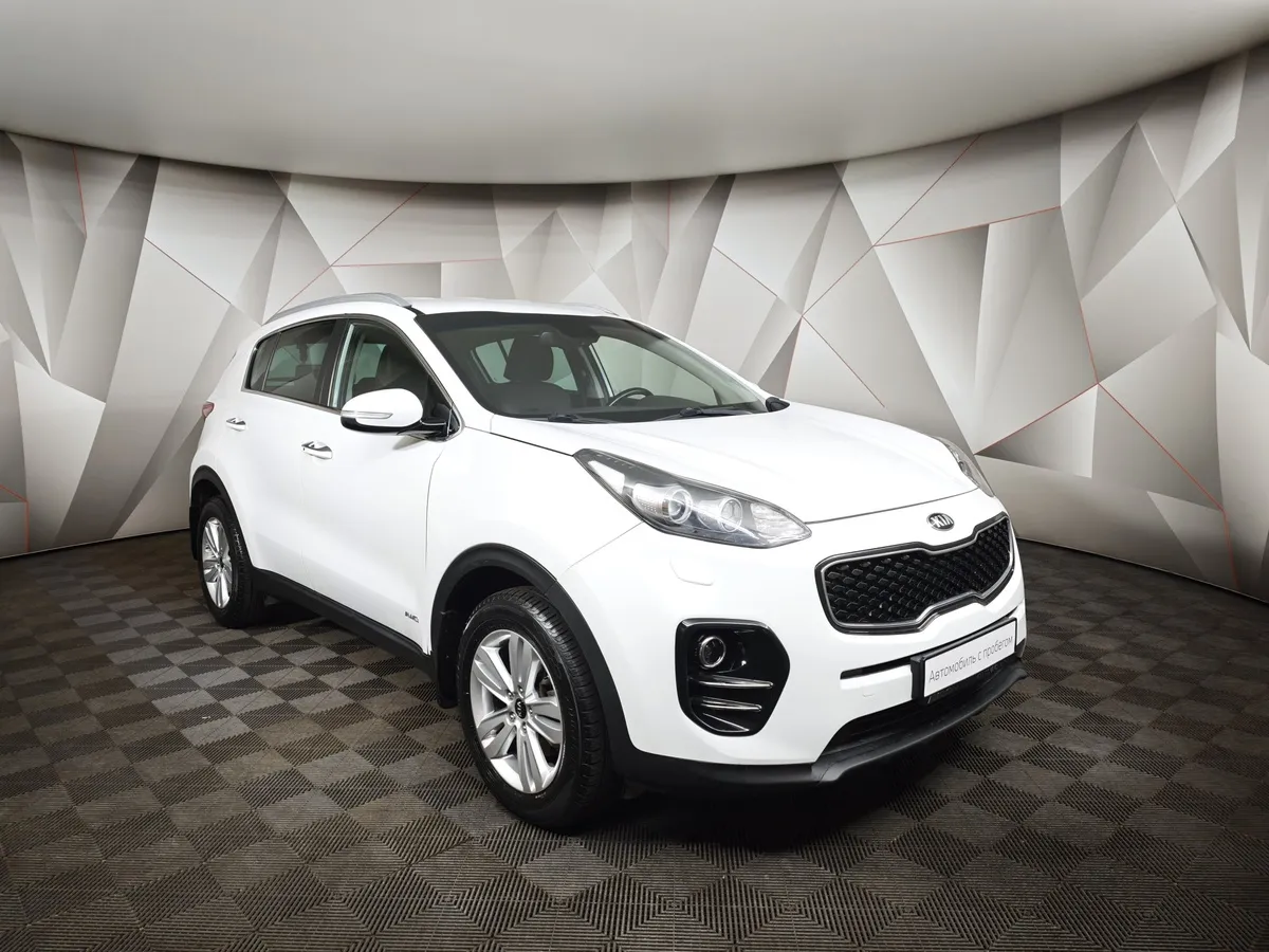 Kia Sportage 2.0 AT 4WD (150 л.с.) Luxe Белый в АВИЛОН. Слайд №3