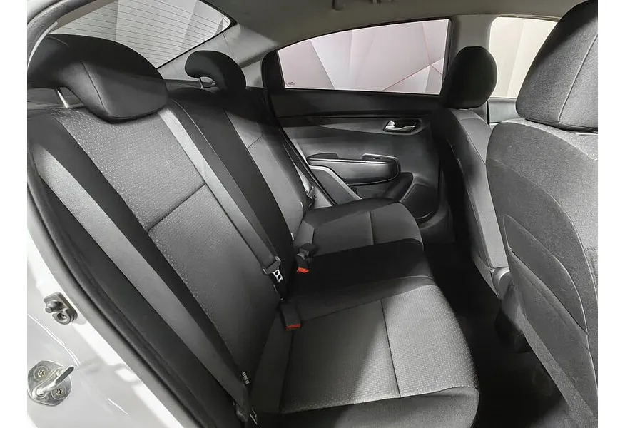АВИЛОН - Kia Rio 1.6 AT (123 л.с.) Comfort Белый - slide 10