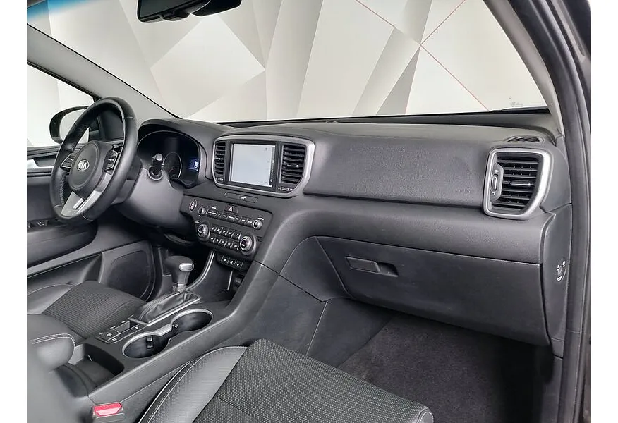 Kia Sportage 2.0 MPI AT 4WD (150 л.с.) Comfort Черный в АВИЛОН. Слайд №13