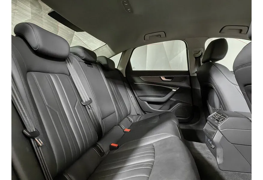 Audi A6 45 TFSI quattro S tronic (245 л.с.) Коричневый в АВИЛОН. Слайд №16