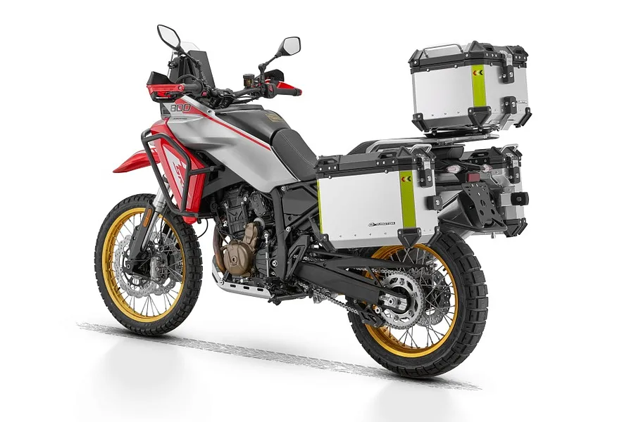 QJMOTOR SRT 800RX Rally 799 см³ (99 л.с.) (99) 799 Белый в АВИЛОН. Слайд №6