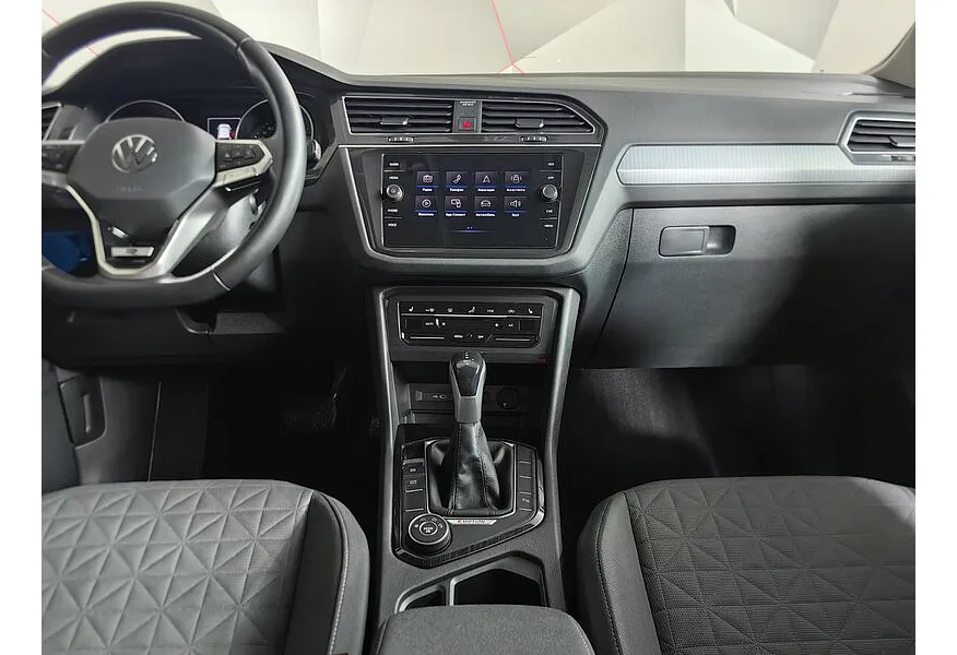 Volkswagen Tiguan 2.0 TSI 4Motion AT (180 л.с.) Status Синий в АВИЛОН. Слайд №14