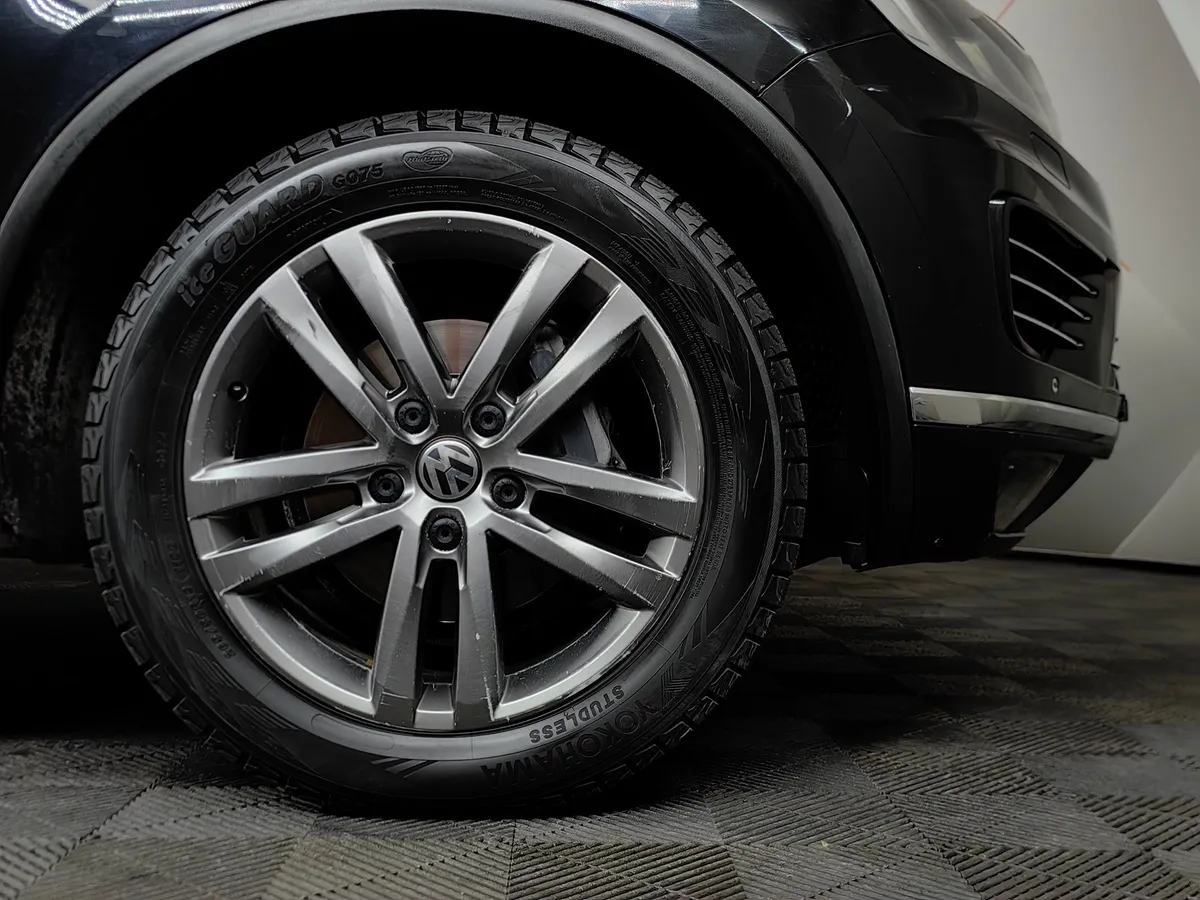 Volkswagen Touareg 3.0 TDI Tiptronic 4Motion (245 л.с.) Черный в АВИЛОН. Слайд №9