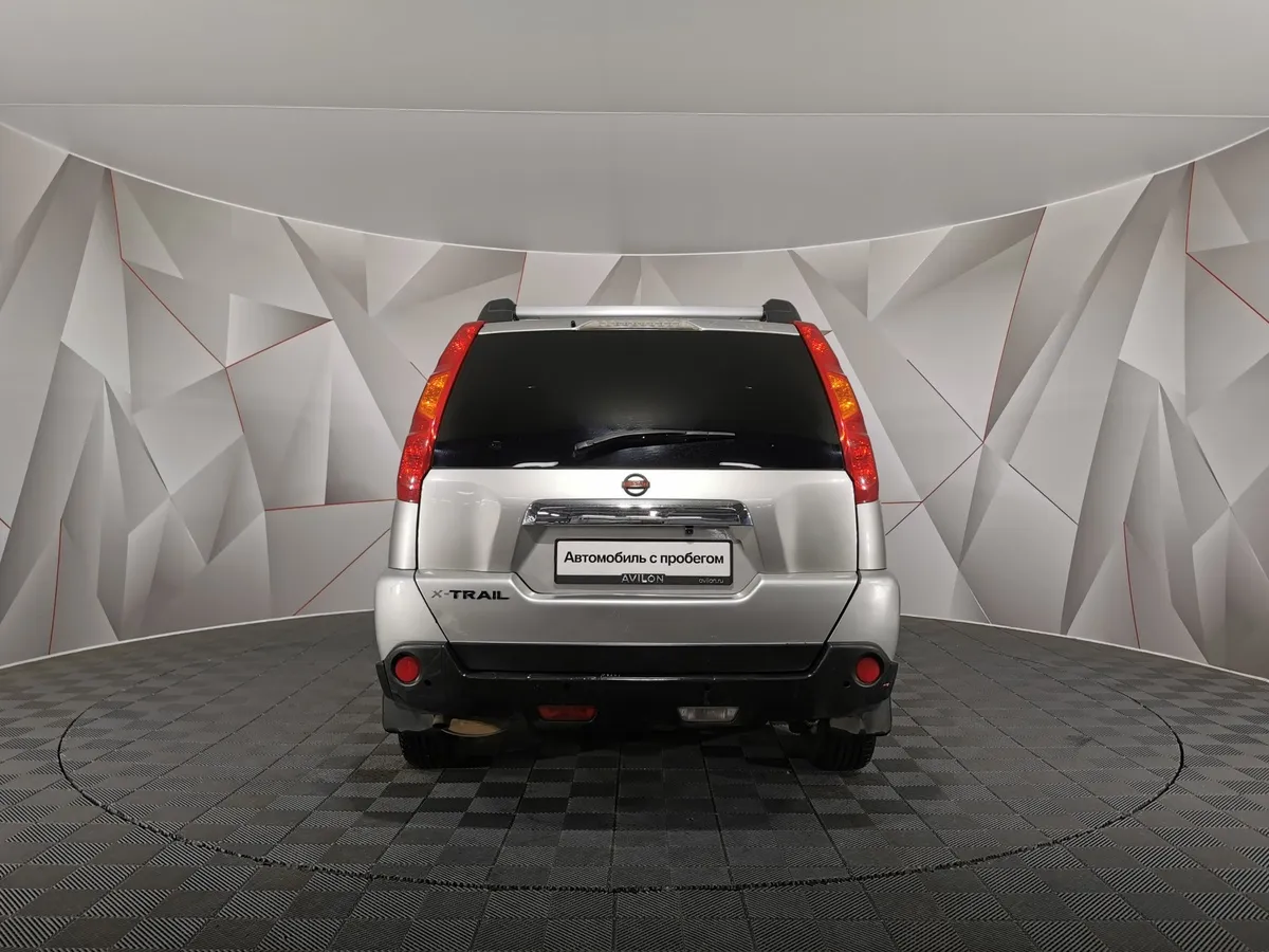 Nissan X-Trail 2.0 CVT AWD (141 л.с.) Серебристый в АВИЛОН. Слайд №8