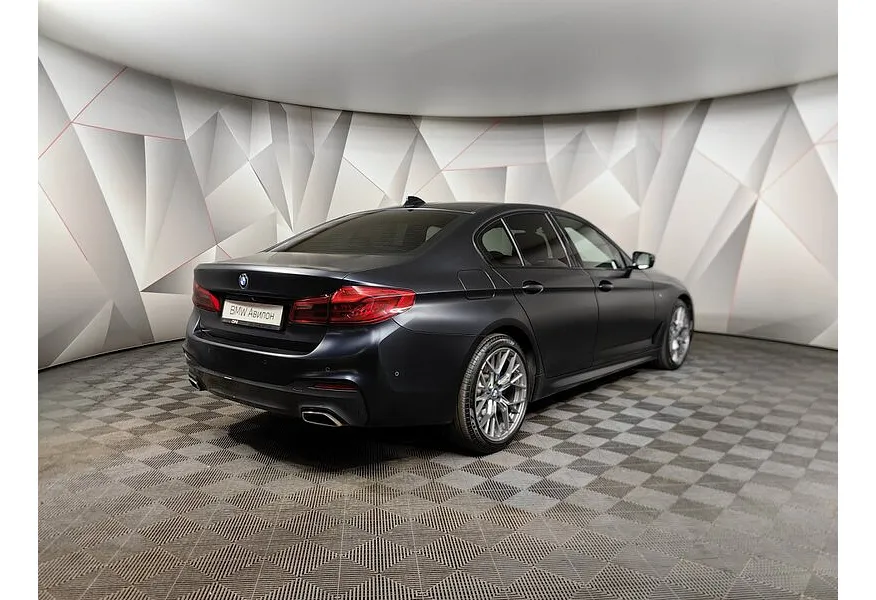 BMW 5 серия 530d xDrive Steptronic (249 л.с.) M Sport Pro Черный в АВИЛОН. Слайд №2