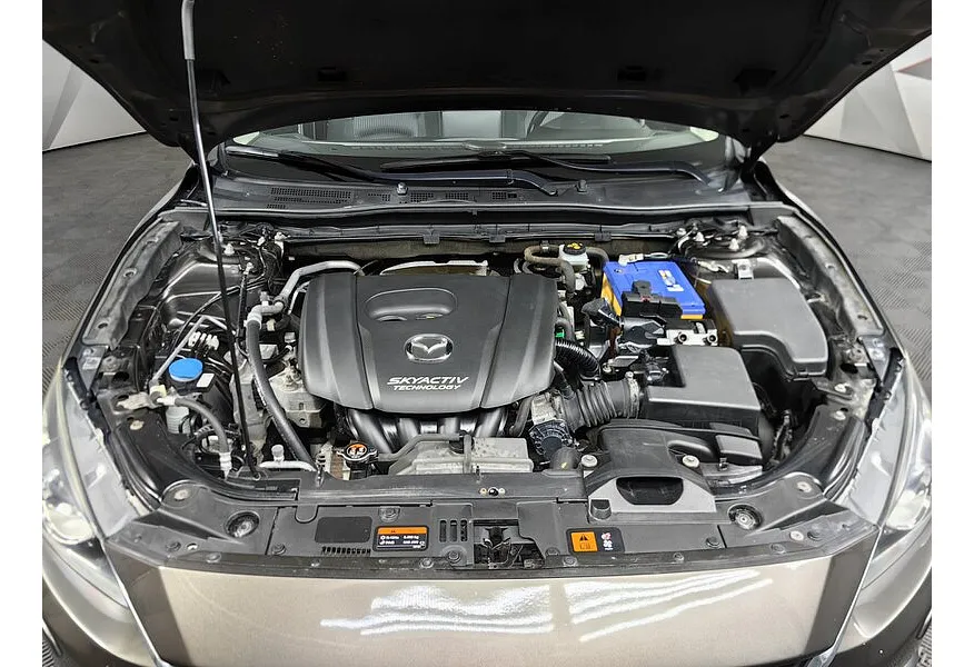 Mazda 3 1.5 AT (120 л.с.) Коричневый в АВИЛОН. Слайд №10