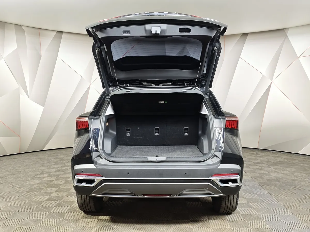 Omoda C5 1.5T CVT (147 л.с.) Ultimate Черный в АВИЛОН. Слайд №12