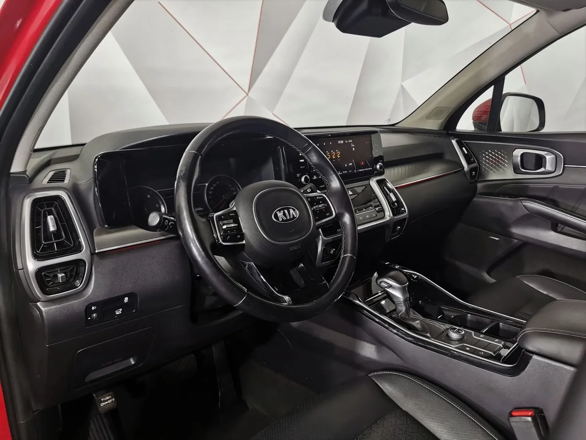 Kia Sorento 2.2 CRDi 4WD DCT (199 л.с.) Luxe Красный в АВИЛОН. Слайд №18