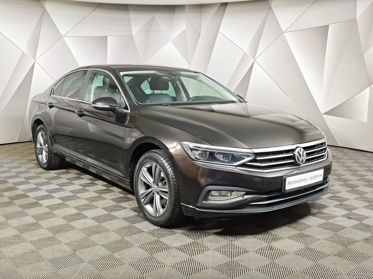 Volkswagen Passat 1.4 TSI DSG (150 л.с.) Business Коричневый в АВИЛОН. Слайд №3