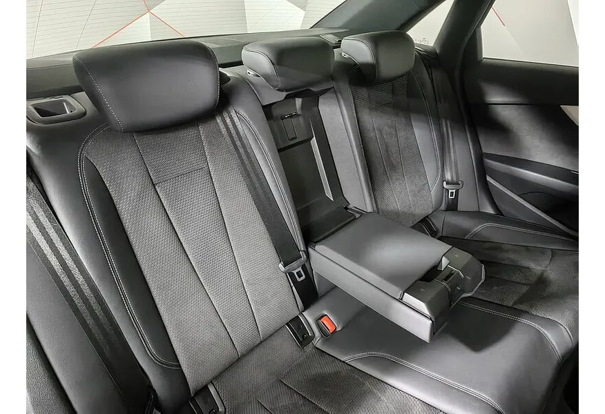 Audi A4 2.0 TFSI S tronic quattro (249 л.с.) Advance Зеленый в АВИЛОН. Слайд №17