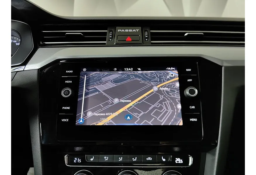 Volkswagen Passat 1.4 TSI DSG (150 л.с.) Business Белый в АВИЛОН. Слайд №22