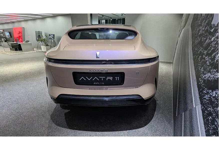 Avatr 11 116 kWh 4WD (578 л.с.) 5 мест Бежевый в АВИЛОН. Слайд №9