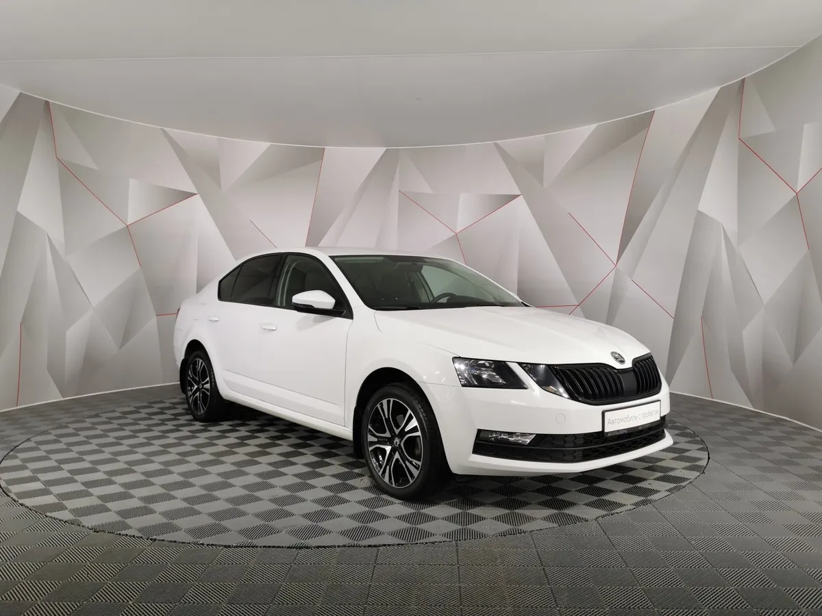Skoda Octavia 1.6 AT (110 л.с.) Белый в АВИЛОН. Слайд №3