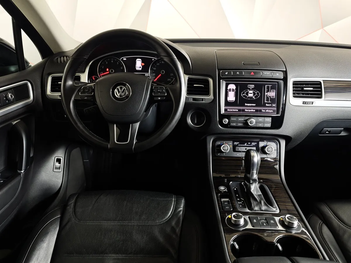 Volkswagen Touareg 3.6 FSI Tiptronic 4Motion (249 л.с.) V6 FSI Синий в АВИЛОН. Слайд №20
