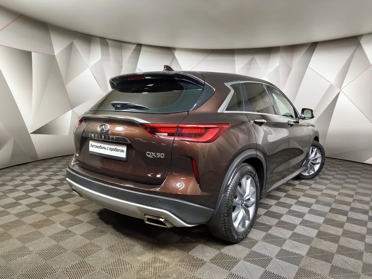 Infiniti QX50 2.0 VC-T CVT AWD (249 л.с.) Коричневый в АВИЛОН. Слайд №2