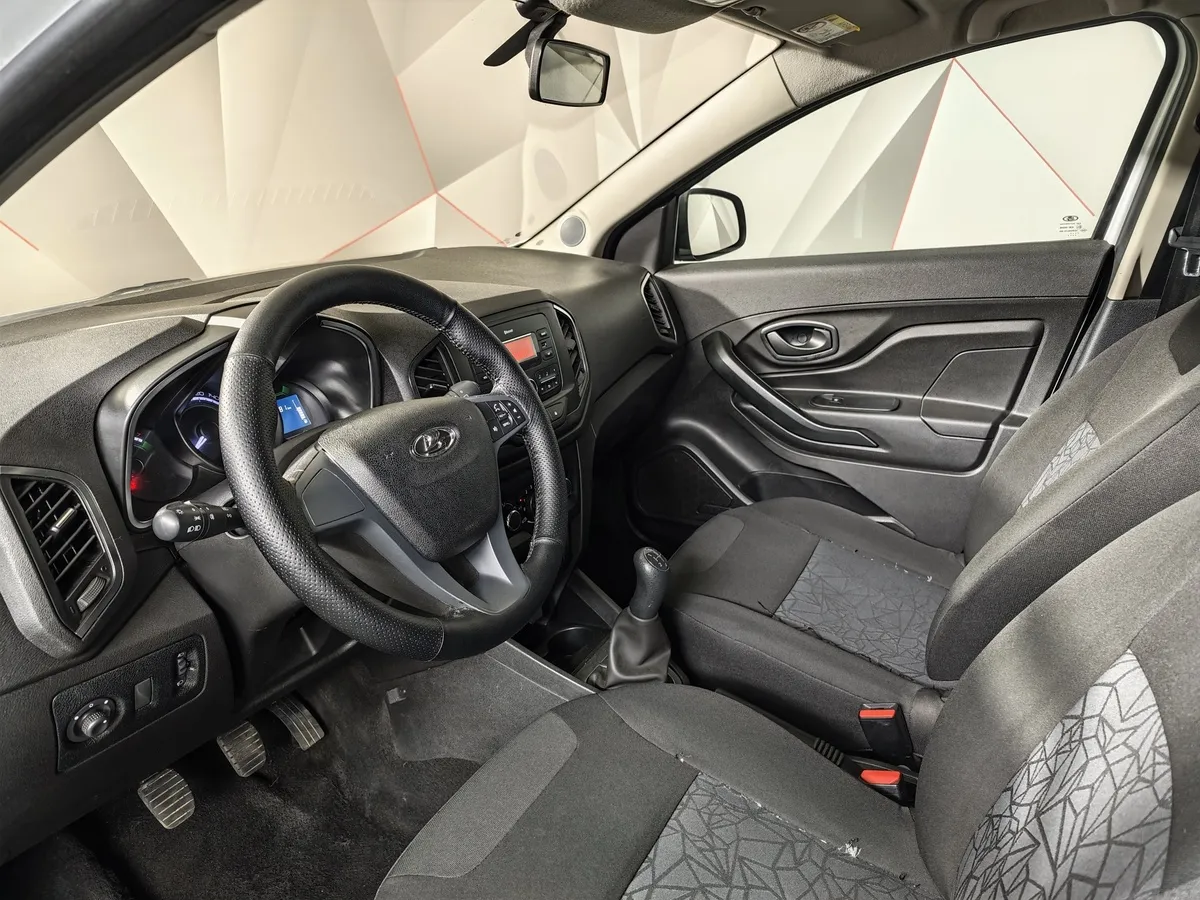 ВАЗ (Lada) XRAY 1.6 MT (106 л.с.) Белый в АВИЛОН. Слайд №19