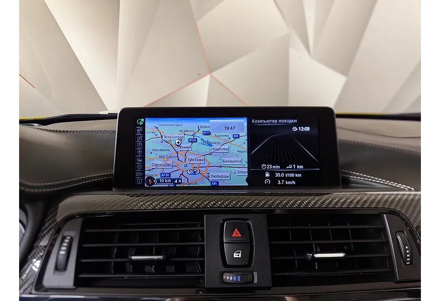 BMW M4 3.0 DCT (450 л.с.) Желтый в АВИЛОН. Слайд №18