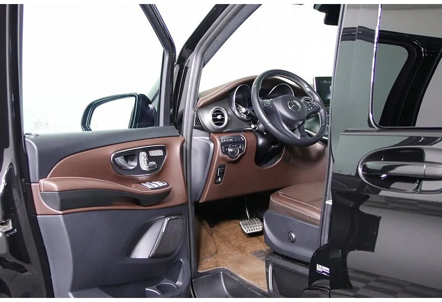 АВИЛОН - Mercedes-Benz V-Класс V 250 d AT L2 4x4 (190 л.с.) Exclusive Черный - slide 11