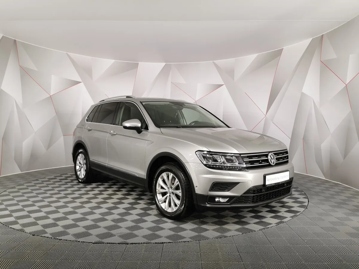 Volkswagen Tiguan 1.4 TSI BlueMotion MT (125 л.с.) Comfortline Серебристый в АВИЛОН. Слайд №3