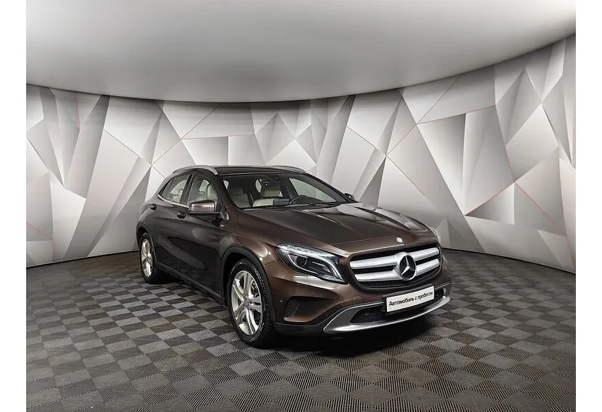 АВИЛОН - Mercedes-Benz GLA 200 7G-DCT (150 л.с.) Особая серия Коричневый - slide 1