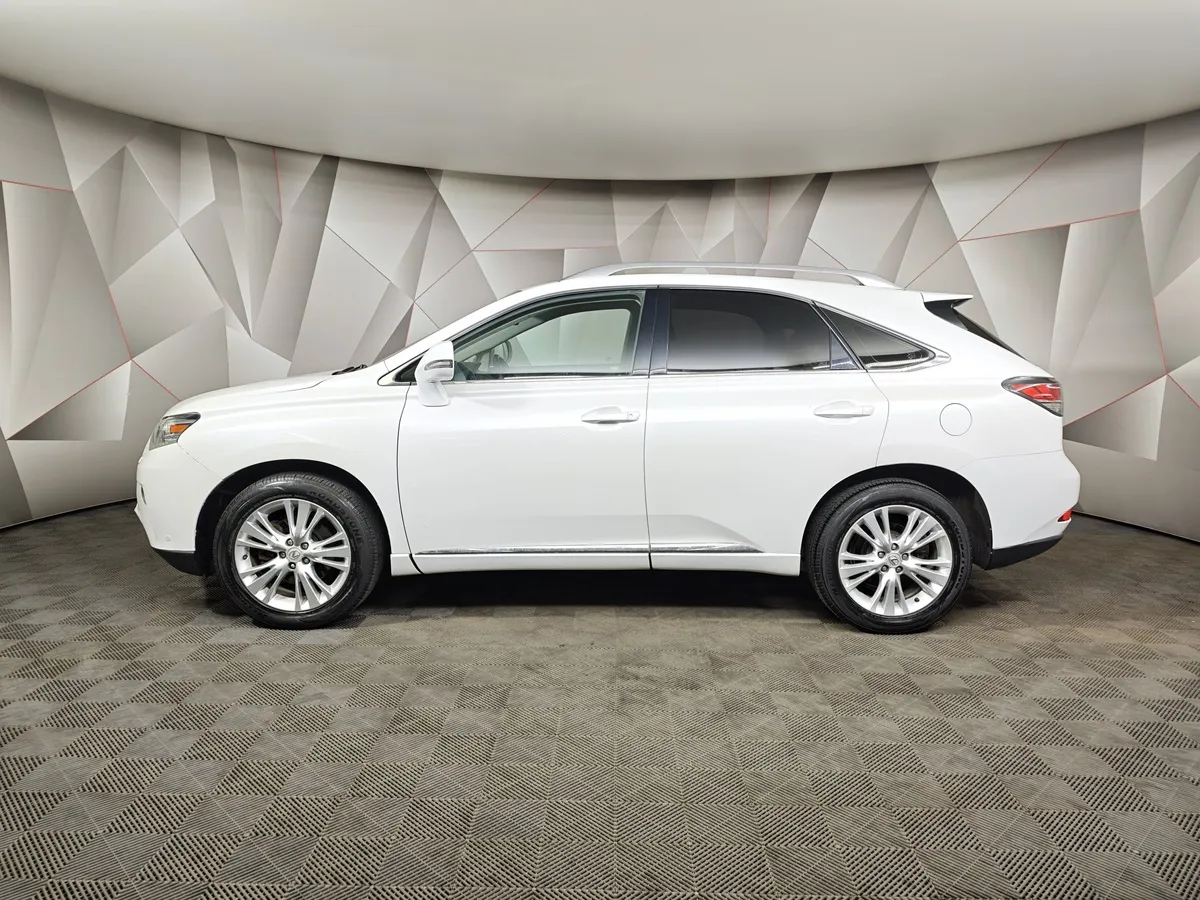 Lexus RX 270 AT (188 л.с.) Белый в АВИЛОН. Слайд №5