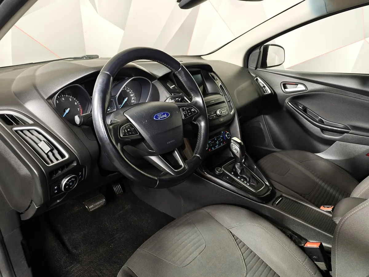 Ford Focus 1.5 EcoBoost AT (150 л.с.) Titanium Черный в АВИЛОН. Слайд №18