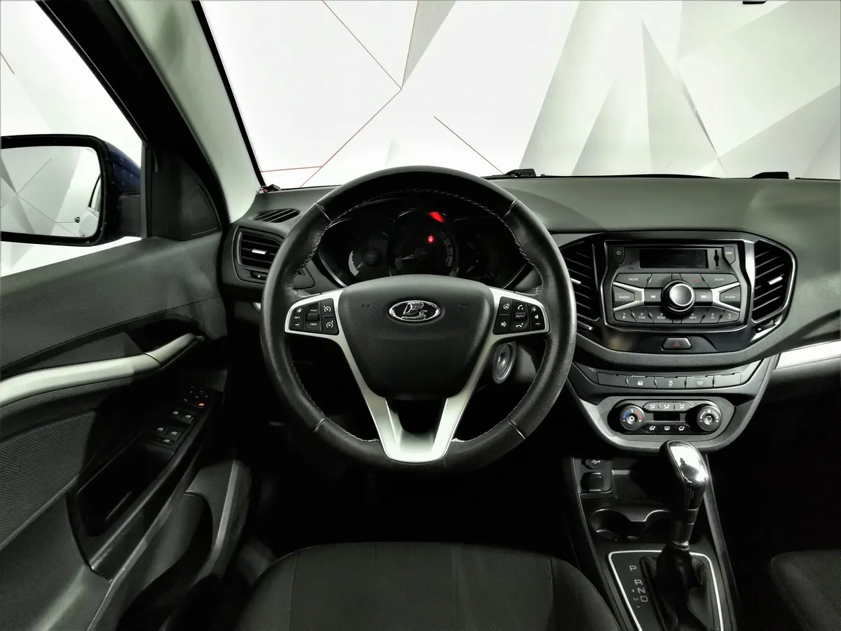 ВАЗ (Lada) Vesta 1.6 CVT (113 л.с.) Luxe Multimedia Синий в АВИЛОН. Слайд №17