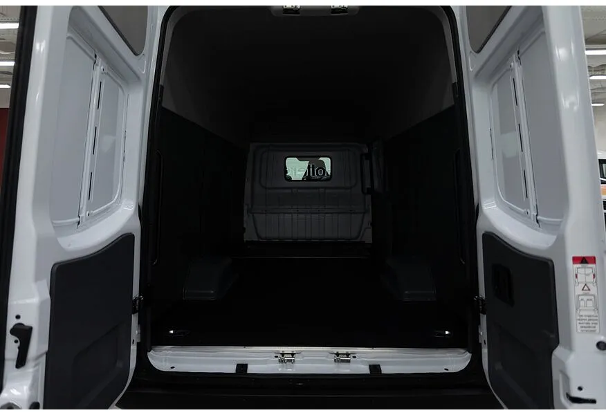 Sollers SF5 VAN 2.7D AT RWD SRW (150 л.с.) L3H2 3.5T Белый в АВИЛОН. Слайд №19