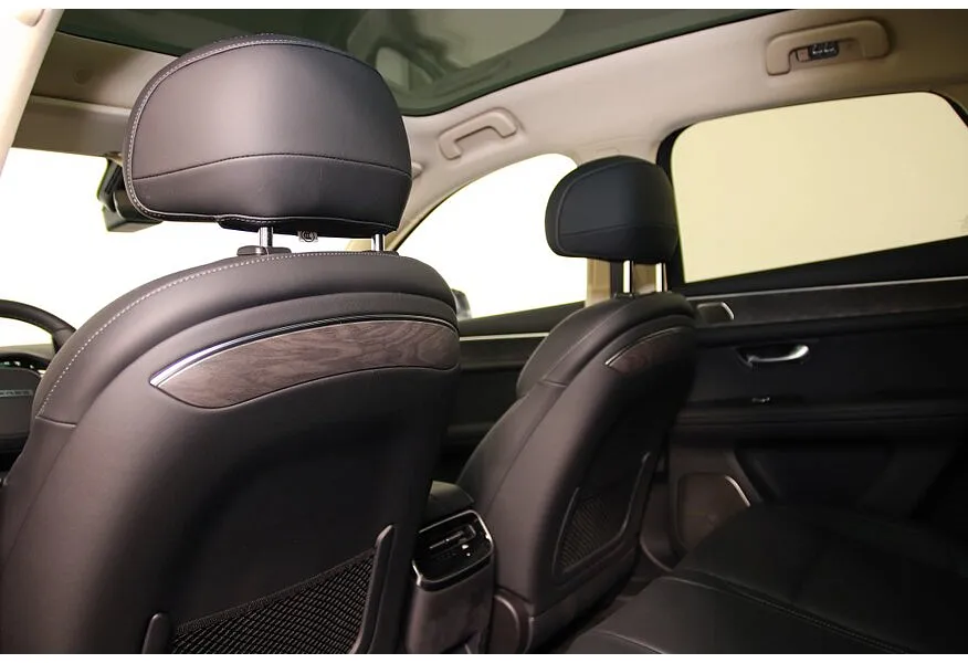 АВИЛОН - Seres M5 1.5 AT 4WD (496 л.с.) Premium Белый - slide 10