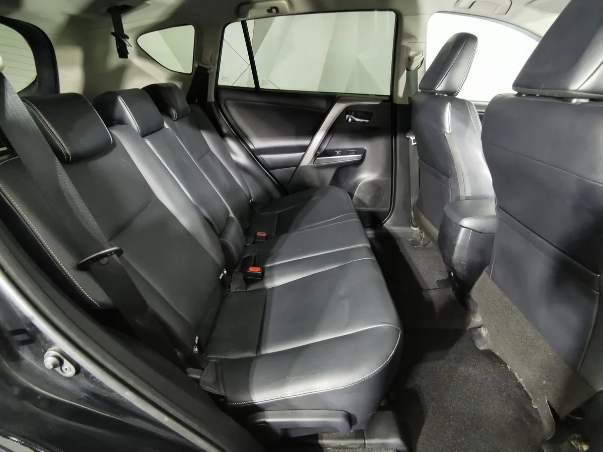 Toyota RAV4 2.0 CVT AWD (146 л.с.) Классик Черный в АВИЛОН. Слайд №15