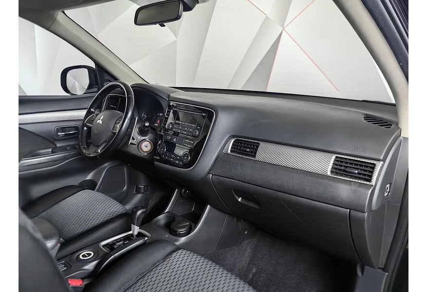 LIVE. Слайд №9