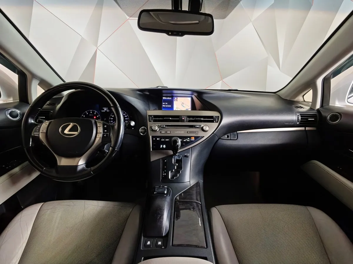 Lexus RX 350 AT AWD (300 л.с.) Premium Белый в АВИЛОН. Слайд №13