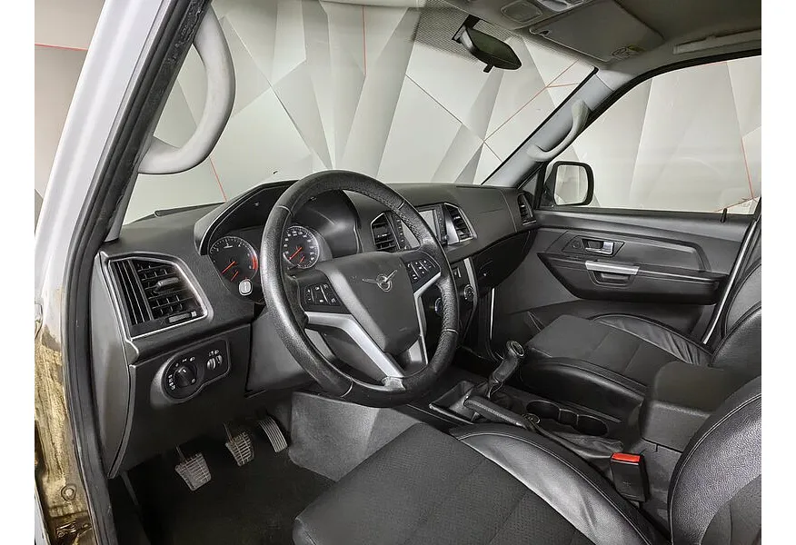 АВИЛОН - УАЗ Patriot 2.7 MT 4WD (150 л.с.) Максимум Белый - slide 9