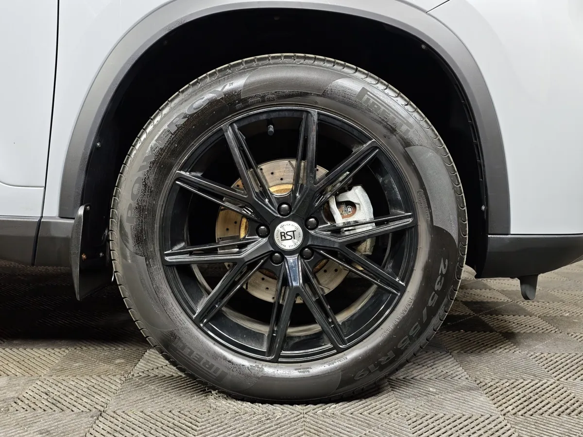 Chery Tiggo 8 Pro Max 2.0T DCT AWD (197 л.с.) Ultimate Серый в АВИЛОН. Слайд №9