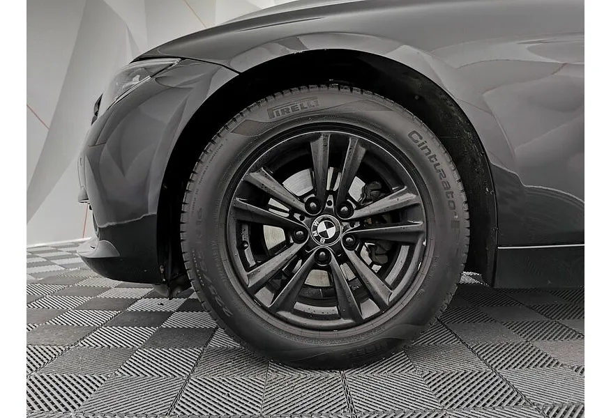 BMW 3 серия 318i AT (136 л.с.) Черный в АВИЛОН. Слайд №7