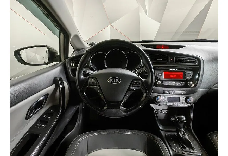 АВИЛОН - Kia Ceed 1.6 AT (129 л.с.) Серебристый - slide 14
