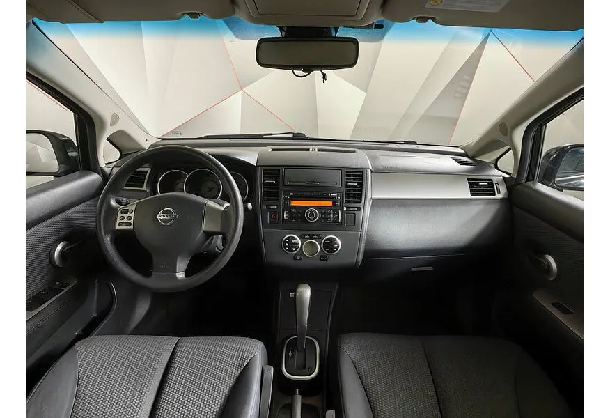 Nissan Tiida 1.6 AT (110 л.с.) Черный в АВИЛОН. Слайд №13