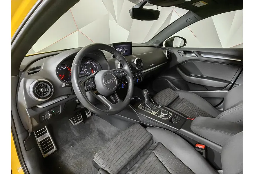 Audi A3 2.0 TFSI S-tronic quattro (190 л.с.) Sport Желтый в АВИЛОН. Слайд №19